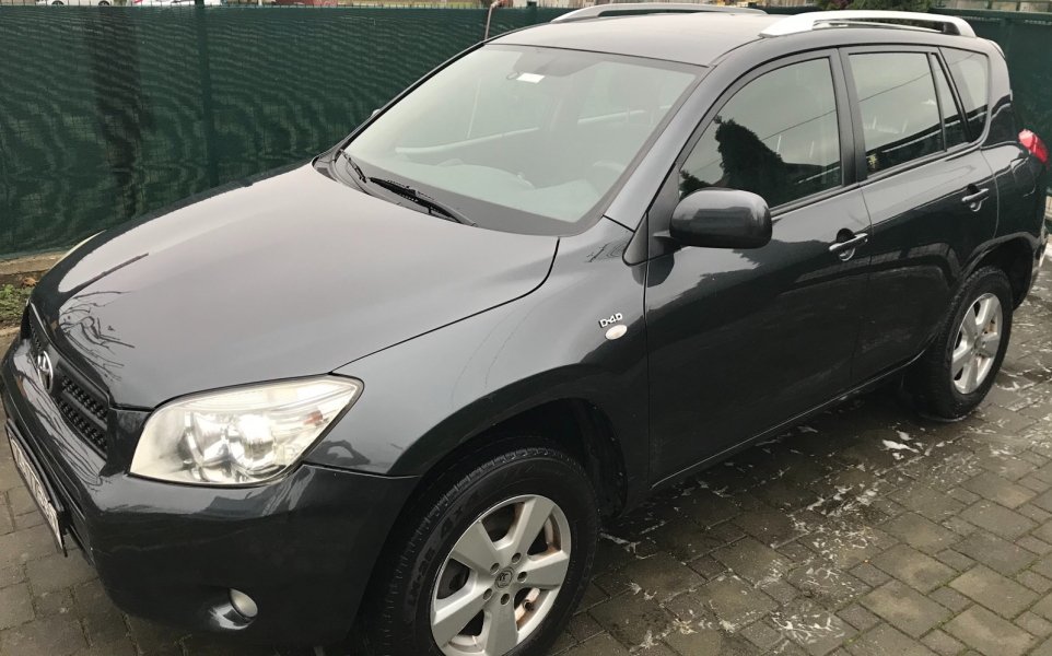 Oglas Prodajem Toyotu Rav4 2007 Čačkalo Oglasnik