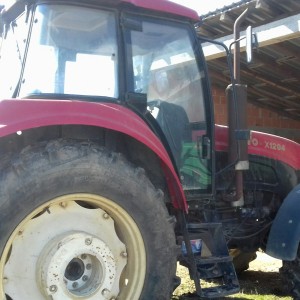traktor YTO 120