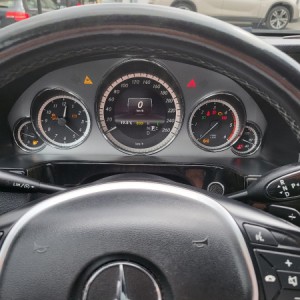 Mercedes E220 Avangard