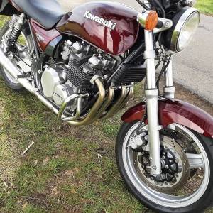 Kawasaki Zephyr 750 potpuno restauriran