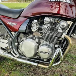 Kawasaki Zephyr 750 potpuno restauriran
