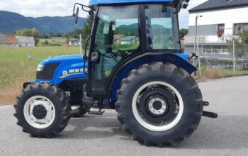 TRAKTOR NEW HOLLAND TT 50