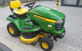 Traktor Kosilica John Deere X300 2cilindra uljna pumpa hydropogon…..