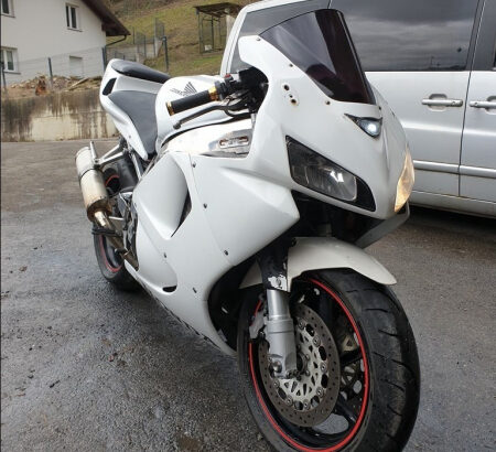 HONDA CBR 919 RR