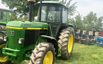 JOHN DEERE