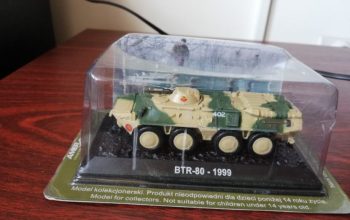 Metalni gotovi model maketa BTR-80 oklopnjak Diecast 1/72 1:72