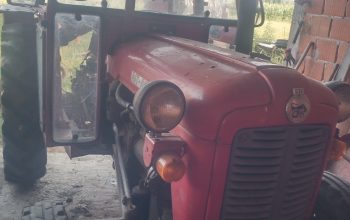 Traktor IMT 539 sa Kabinom