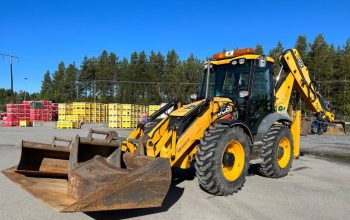 2012 JCB 4CX Rovokopač-utovarivač