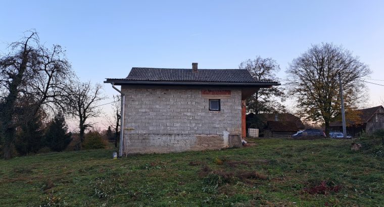 Kuća u prirodi i u blizini Mrežnice