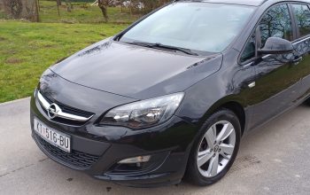 Opel Astra J Sports Tourer